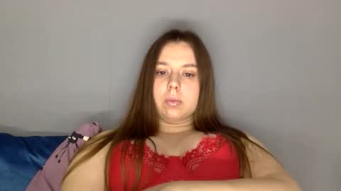 Lily online show from October 24, 10:44 am