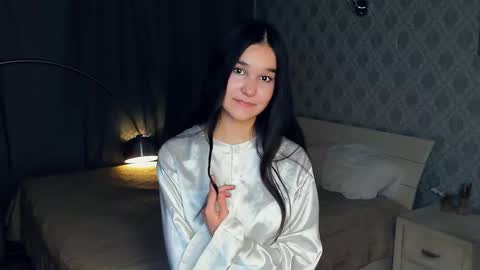 Snapshot of lilliecelina chatting on November 28, 1:52 am Celina Lillie online show from November 28, 1:52 am