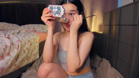 Celina Lillie online show from March 8, 8:18 am