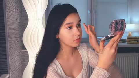 Celina Lillie online show from March 25, 12:11 pm