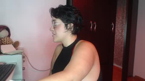 lillith online show from April 13, 2:50 am