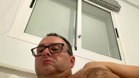 lills16 online show from September 25, 12:36 am