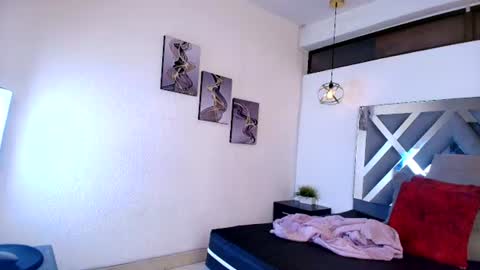 Snapshot of lilly_foxxy chatting on July 9, 11:14 am online show from July 9, 11:14 am
