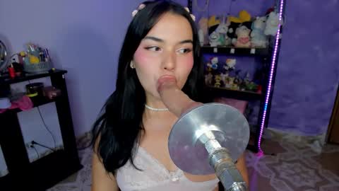 Lilly  online show from September 19, 2:57 am