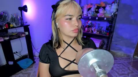 Lilly  online show from October 23, 3:28 am