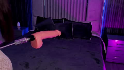 Lilly Ortiz online show from January 23, 8:56 pm