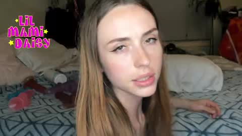 Snapshot of lilmamidaisy chatting on September 10, 6:46 am Daisy Bby online show from September 10, 6:46 am