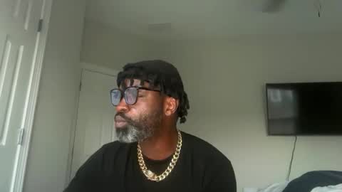 Snapshot of lilnasty100 chatting on April 21, 12:12 am lilnasty100 online show from April 21, 12:12 am