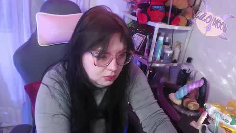 Lilo  online show from March 11, 4:10 am