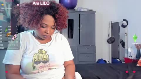 Snapshot of lilotoronto chatting on September 30, 12:32 pm lilotoronto online show from September 30, 12:32 pm