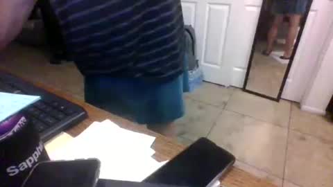 Snapshot of lilpackage69 chatting on February 5, 3:33 am lilpackage69 online show from February 5, 3:33 am