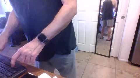 Snapshot of lilpackage69 chatting on February 8, 9:51 pm lilpackage69 online show from February 8, 9:51 pm