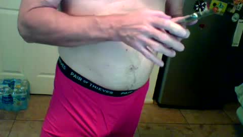 Snapshot of lilpackage69 chatting on May 17, 12:08 am lilpackage69 online show from May 17, 12:08 am