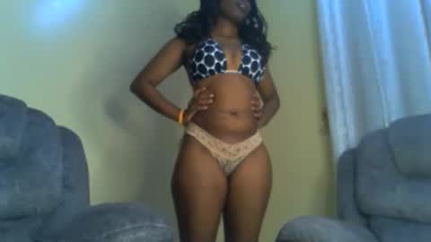 lilpretty16 online show from June 7, 4:00 pm