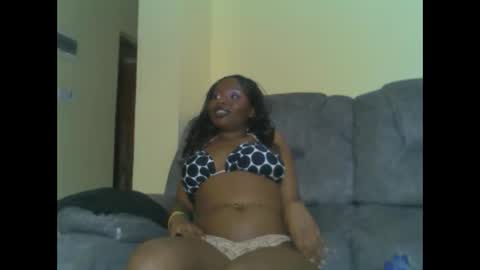 lilpretty16 online show from June 8, 1:28 am