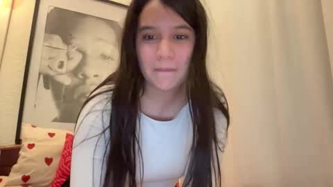 Snapshot of lilprincessxoxo_ chatting on September 22, 4:47 am lilprincessxoxo_ online show from September 22, 4:47 am