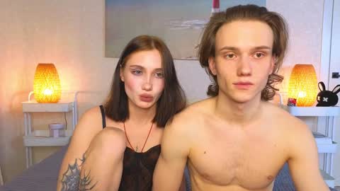 Jesse and Grace online show from December 5, 4:23 pm