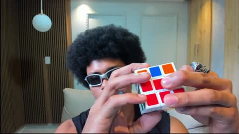 Snapshot of lilr_ chatting on December 23, 2:17 pm lilr_ online show from December 23, 2:17 pm