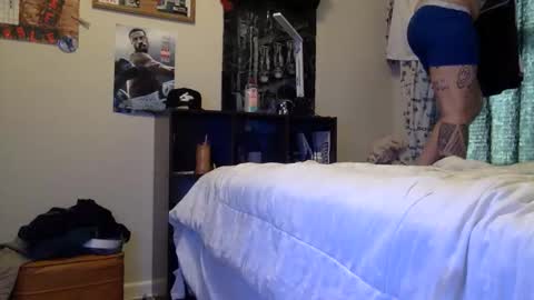 lil sweetz online show from April 16, 9:39 pm