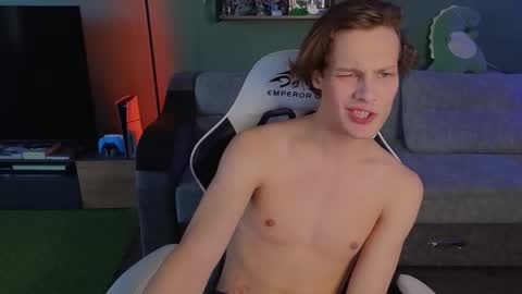 lilteddyboy online show from October 11, 1:42 pm