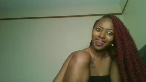 Snapshot of liltemptation01 chatting on August 1, 6:01 am liltemptation01 online show from August 1, 6:01 am