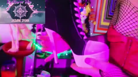 jasmine spunn online show from October 26, 6:19 am