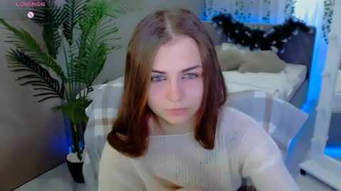 lilu__moon online show from February 4, 6:30 am