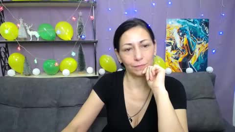 Snapshot of lilugrants chatting on January 12, 7:10 pm lilugrants online show from January 12, 7:10 pm