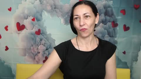 Snapshot of lilugrants chatting on January 19, 10:17 pm lilugrants online show from January 19, 10:17 pm