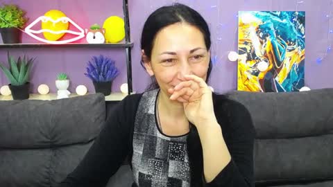 Snapshot of lilugrants chatting on January 23, 11:15 pm lilugrants online show from January 23, 11:15 pm