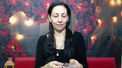 Snapshot of lilugrants chatting on January 27, 2:20 am lilugrants online show from January 27, 2:20 am