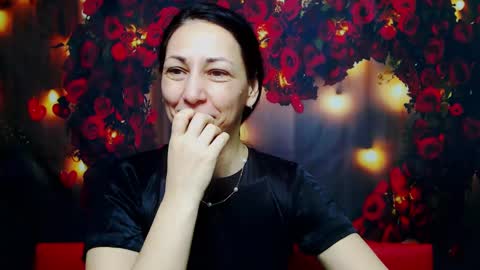 Snapshot of lilugrants chatting on February 11, 3:40 am lilugrants online show from February 11, 3:40 am