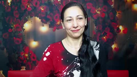 Snapshot of lilugrants chatting on February 21, 7:21 pm lilugrants online show from February 21, 7:21 pm