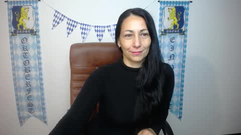 Snapshot of lilugrants chatting on October 4, 6:06 pm lilugrants online show from October 4, 6:06 pm