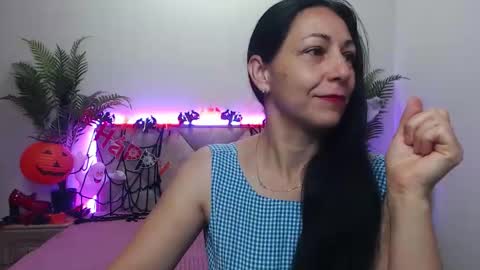 Snapshot of lilugrants chatting on October 19, 6:08 pm lilugrants online show from October 19, 6:08 pm