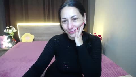 Snapshot of lilugrants chatting on November 12, 7:57 pm lilugrants online show from November 12, 7:57 pm