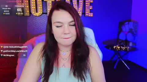 Lilu online show from December 12, 5:04 pm