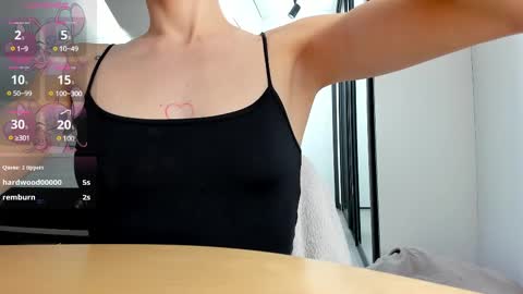 LILY online show from March 11, 10:42 pm