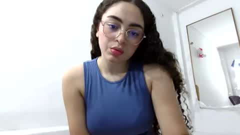 lily_anal_squirt online show from July 29, 11:47 pm