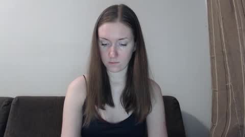 lily_love_x online show from March 12, 5:13 am
