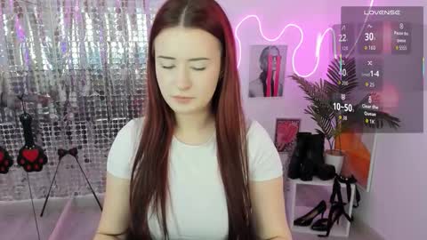 Lily online show from February 7, 2:21 pm