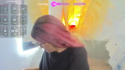 Snapshot of lily_thompsom chatting on December 10, 11:11 am Lily Thompsom online show from December 10, 11:11 am
