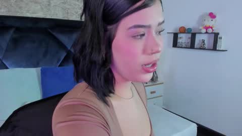 LilyWoodz online show from November 29, 7:17 pm