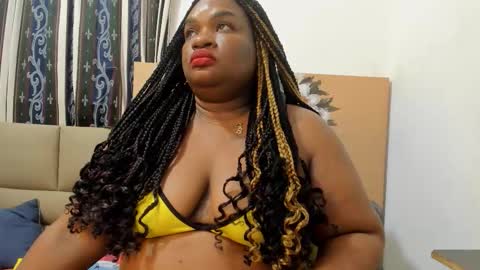 Snapshot of lilybaudyn_ chatting on January 11, 4:01 pm Lily online show from January 11, 4:01 pm