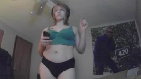 lilybvixen online show from October 9, 3:26 am