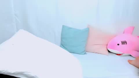 Snapshot of lilydavisss chatting on October 10, 2:43 am lilydavisss online show from October 10, 2:43 am