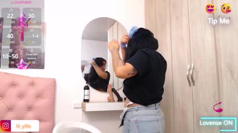 lilyfox23 online show from January 17, 12:32 pm