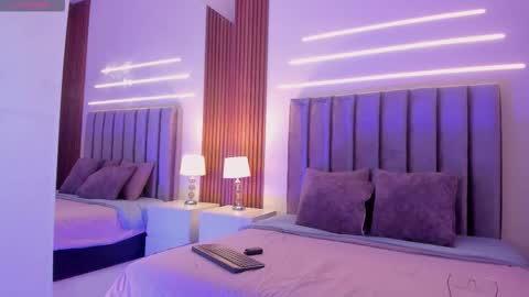 Lili online show from March 13, 12:01 pm