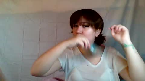 Snapshot of lilylovegood04 chatting on June 26, 3:16 pm lily online show from June 26, 3:16 pm