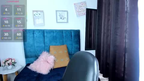 Lili online show from February 18, 4:25 pm